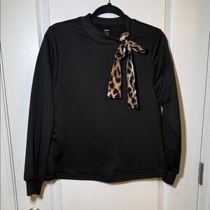 SHEIN Black Knit Top,Leopard bow, size small